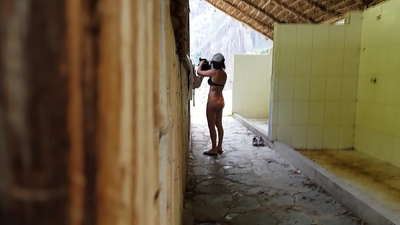 የስለላ ካሜራ በአንድ የስፔን ዩኒቨርሲቲ ባልደረባ ላይ